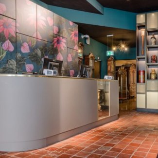 Ambassador City Centre Hotel 