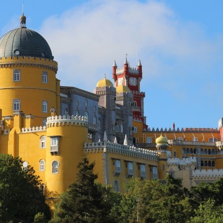 Colourful palaces - discover these and more on our Best of Portugal luxury walking holiday.