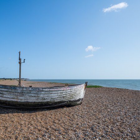 Enjoy the beaches and sandy heaths of coastal Suffolk on this gentle walking tour 