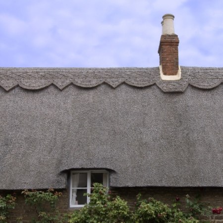 Thatched cottages of the Cotswolds, found on our bike tour of the area